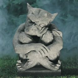 Gargoyle Sleeping, groß